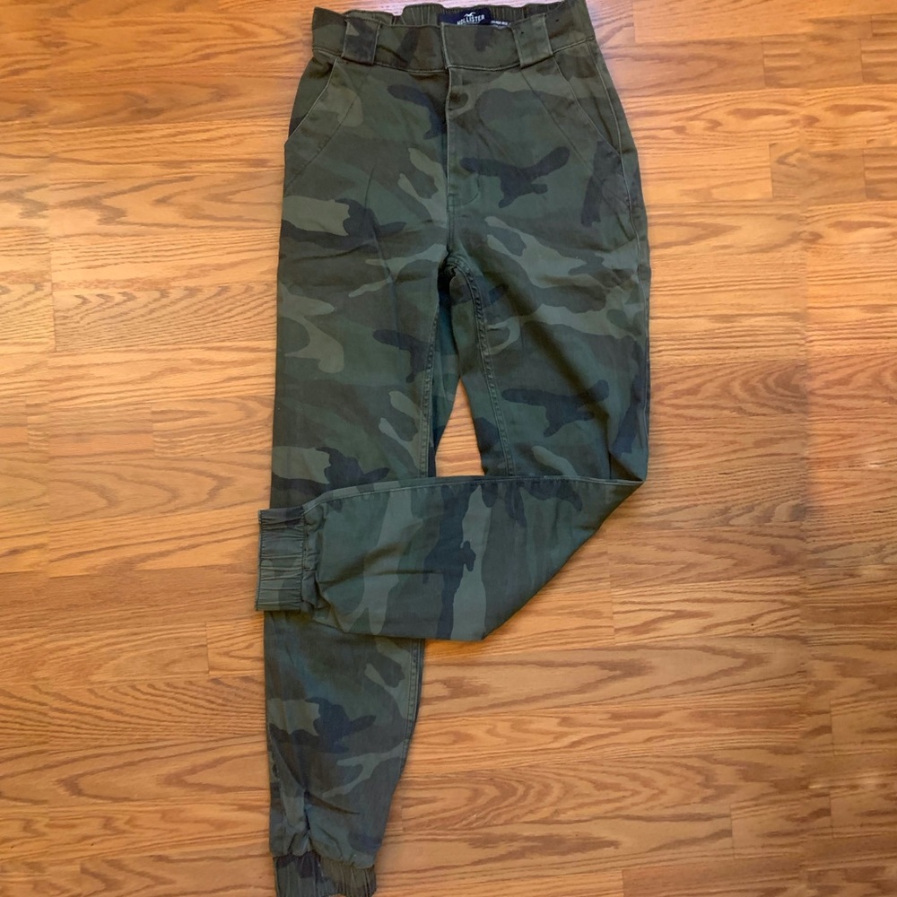 Hollister Camouflage joggers